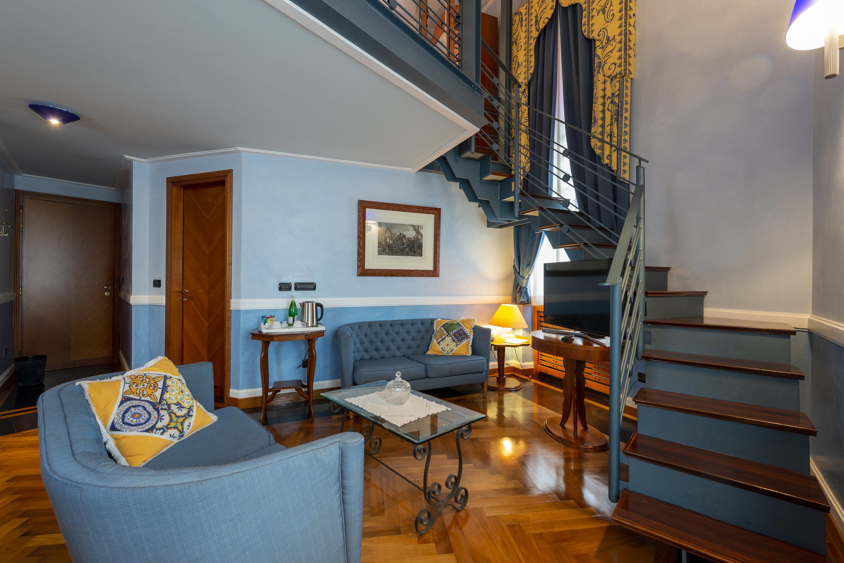 Grand Hotel Ortigia Syracuse Eksteriør bilde A suite at the hotel