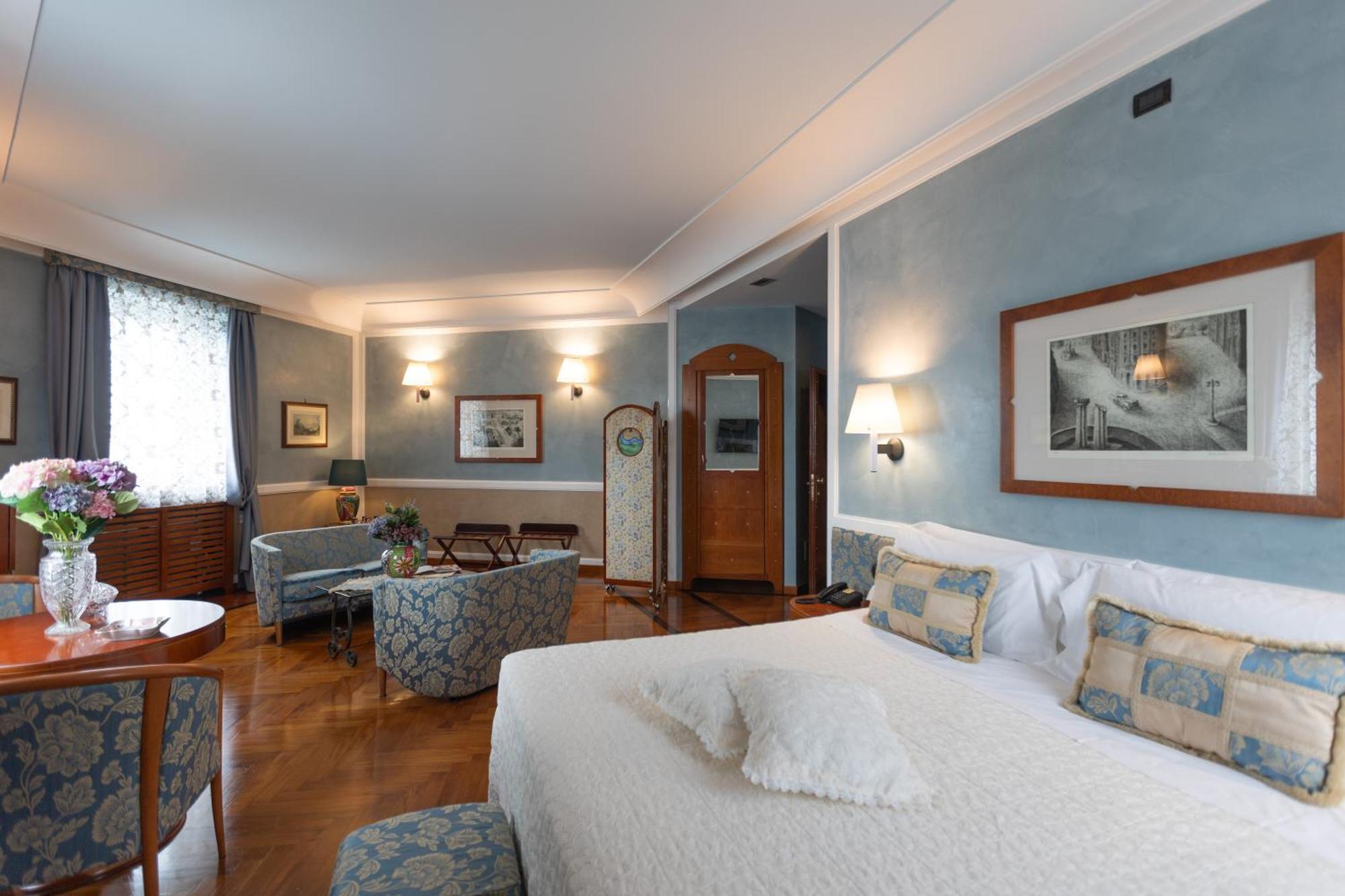 Grand Hotel Ortigia Syracuse Eksteriør bilde A room at the hotel